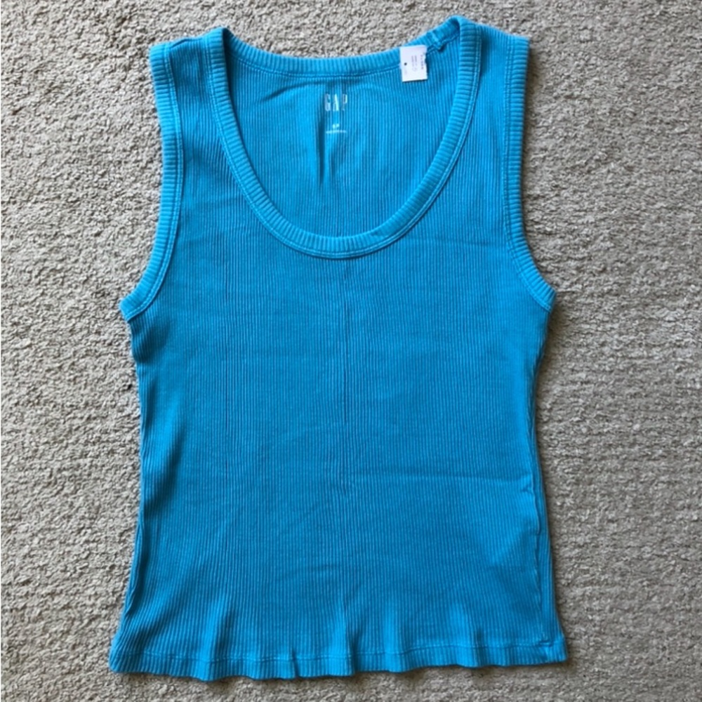 Gap- Tank Top.NWT.
